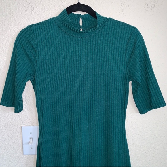 NWOT Venus Ribbed Mock Neck Midi Body Con Dress - Picture 3 of 12